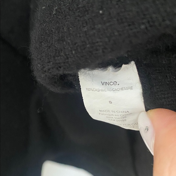 Vince 100% Cashmere Poncho Sweater Size S Black Ruffle Detail Ribbed Elegant - Picture 5 of 9